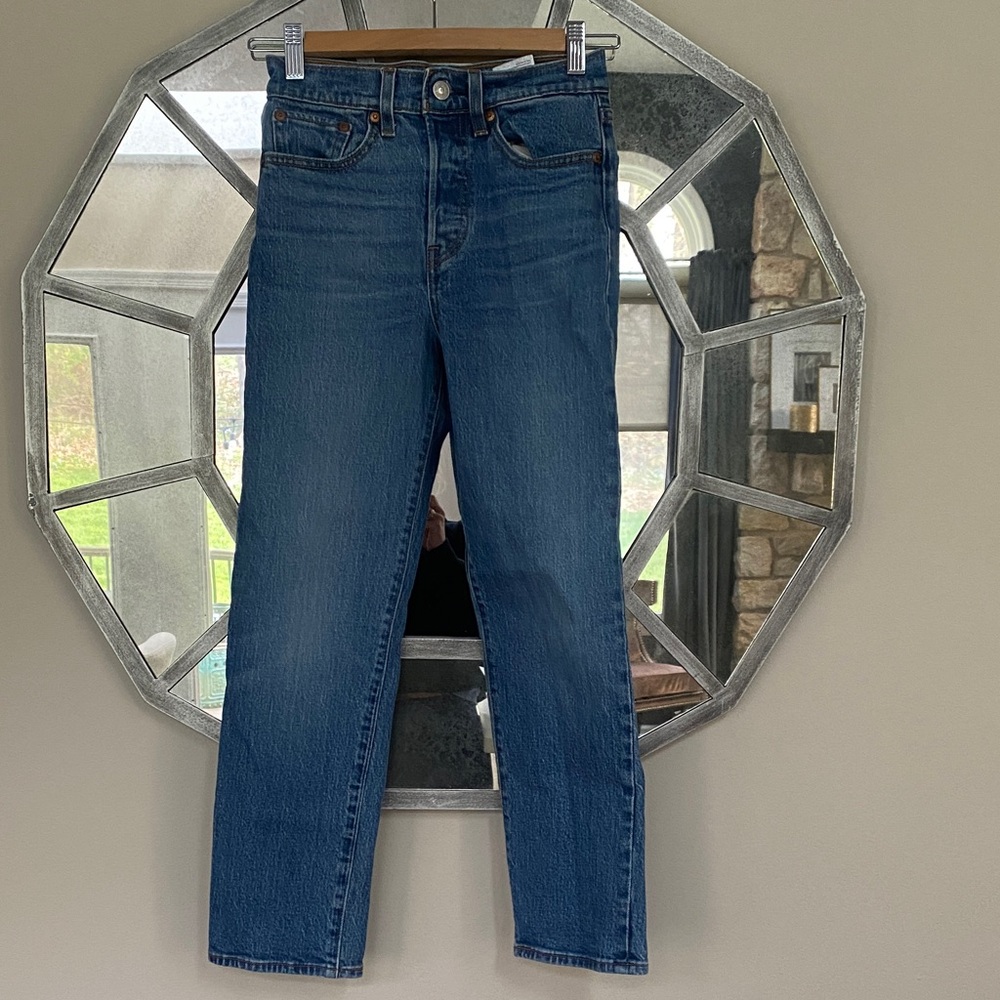 Levi's Straight Leg Jeans in Dark Blue Wash